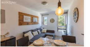 STUDIO COSY ISARD P2000 Bolquère